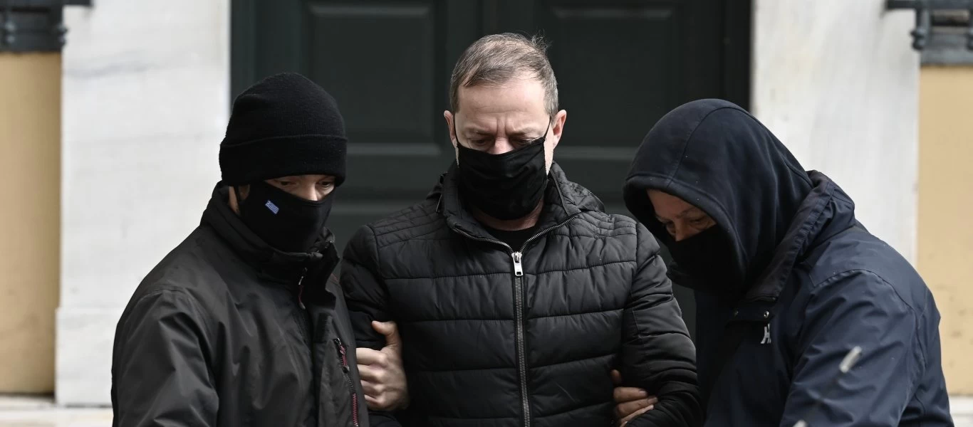 Σοκαριστική μαρτυρία φοιτήτριας για Δ.Λιγνάδη: «Έκανε περίεργες ερωτήσεις - Αυνανιζόταν μέσα στην τάξη»